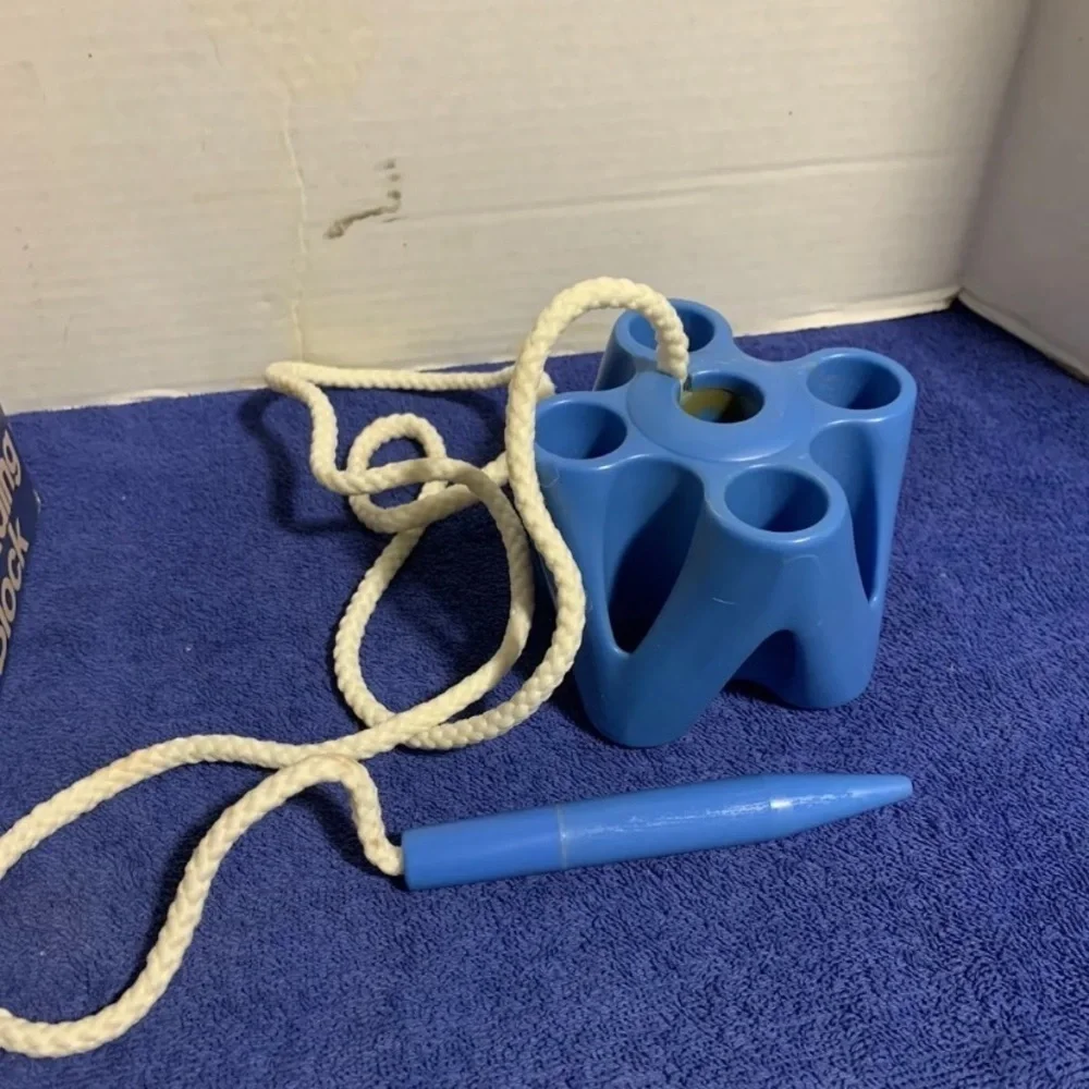 Vtg Pressman Play-Hour Threading Block Coordination Montessori Pre-School Toy